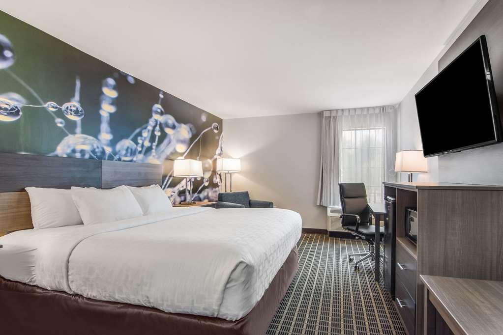 Clarion Pointe South Boston - Danville East חדר תמונה