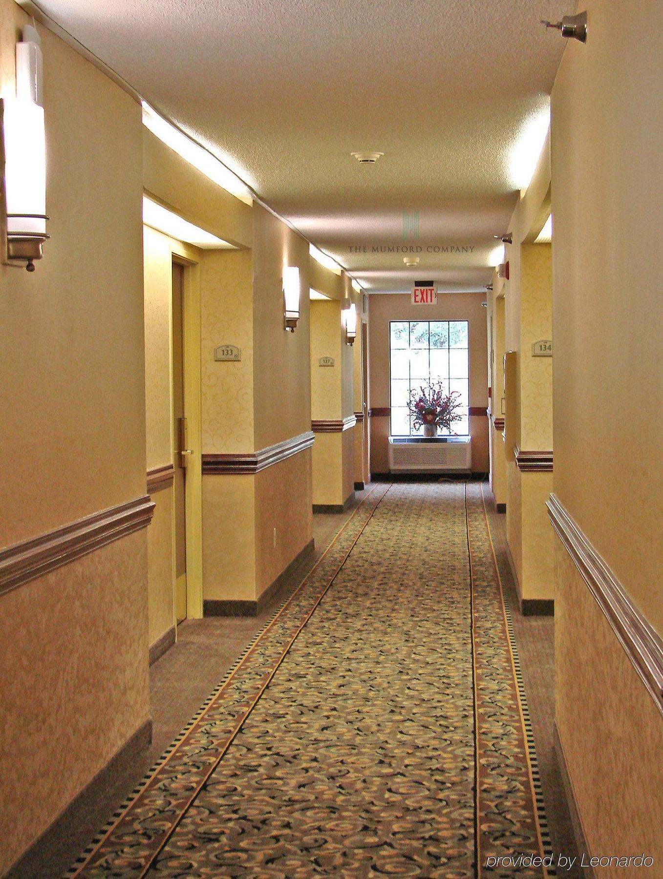 Clarion Pointe South Boston - Danville East מראה פנימי תמונה